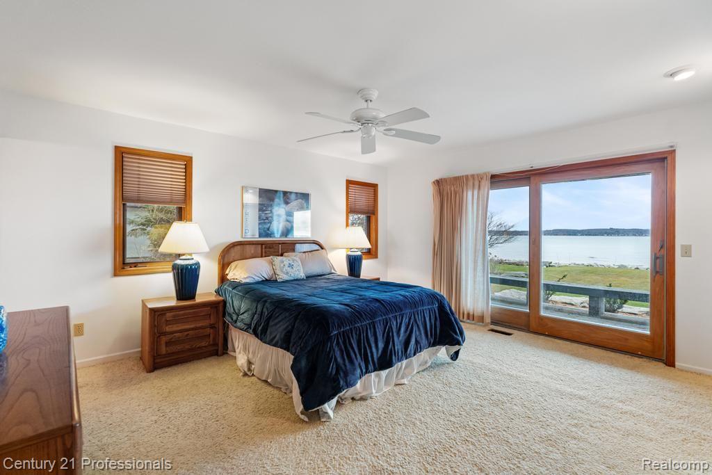 565 Beach Road Harbor Springs, MI 49740 - Photo 18 of 35 Gallery Image 18