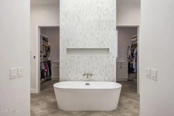 $3,550,000 | 2677 East Maplewood Street, Gilbert, AZ 85297