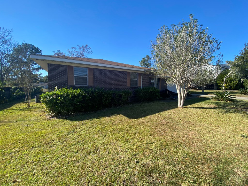 3103 Springfield Lane Dothan, AL 36303 - Photo 2 of 31