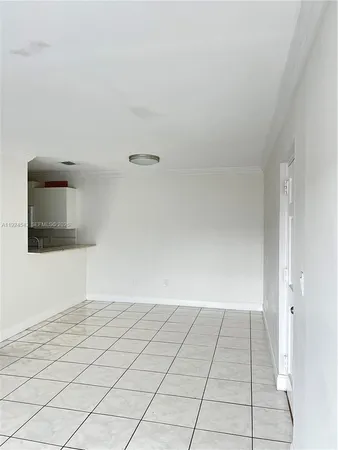 $229,900 | 1471 West 43rd Place, Unit 302, Hialeah, FL 33012