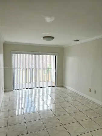 $229,900 | 1471 West 43rd Place, Unit 302, Hialeah, FL 33012