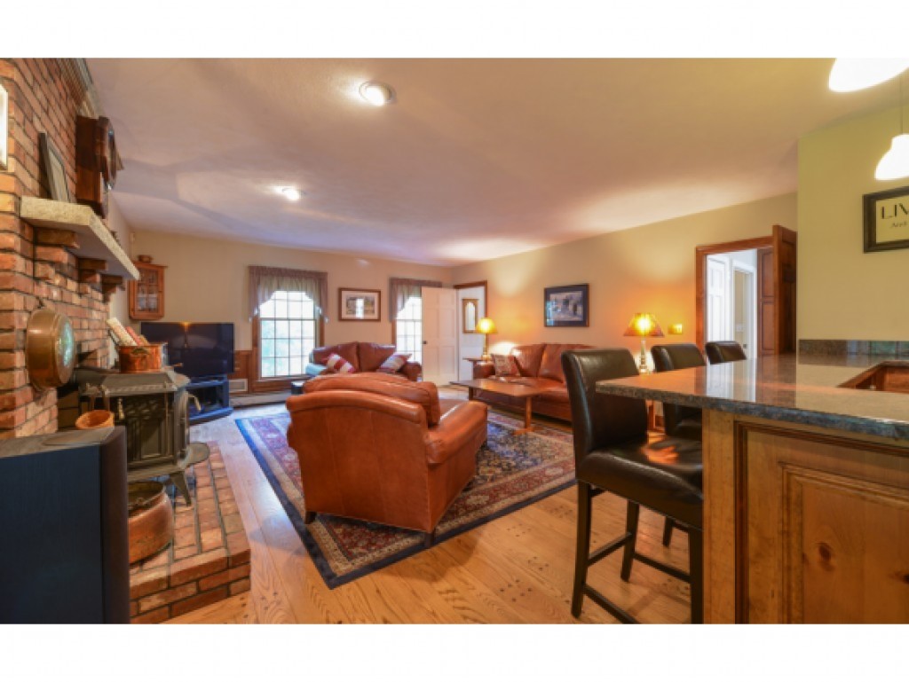 48 Christian Hill Road Amherst, NH 03031 - Photo 14 of 30