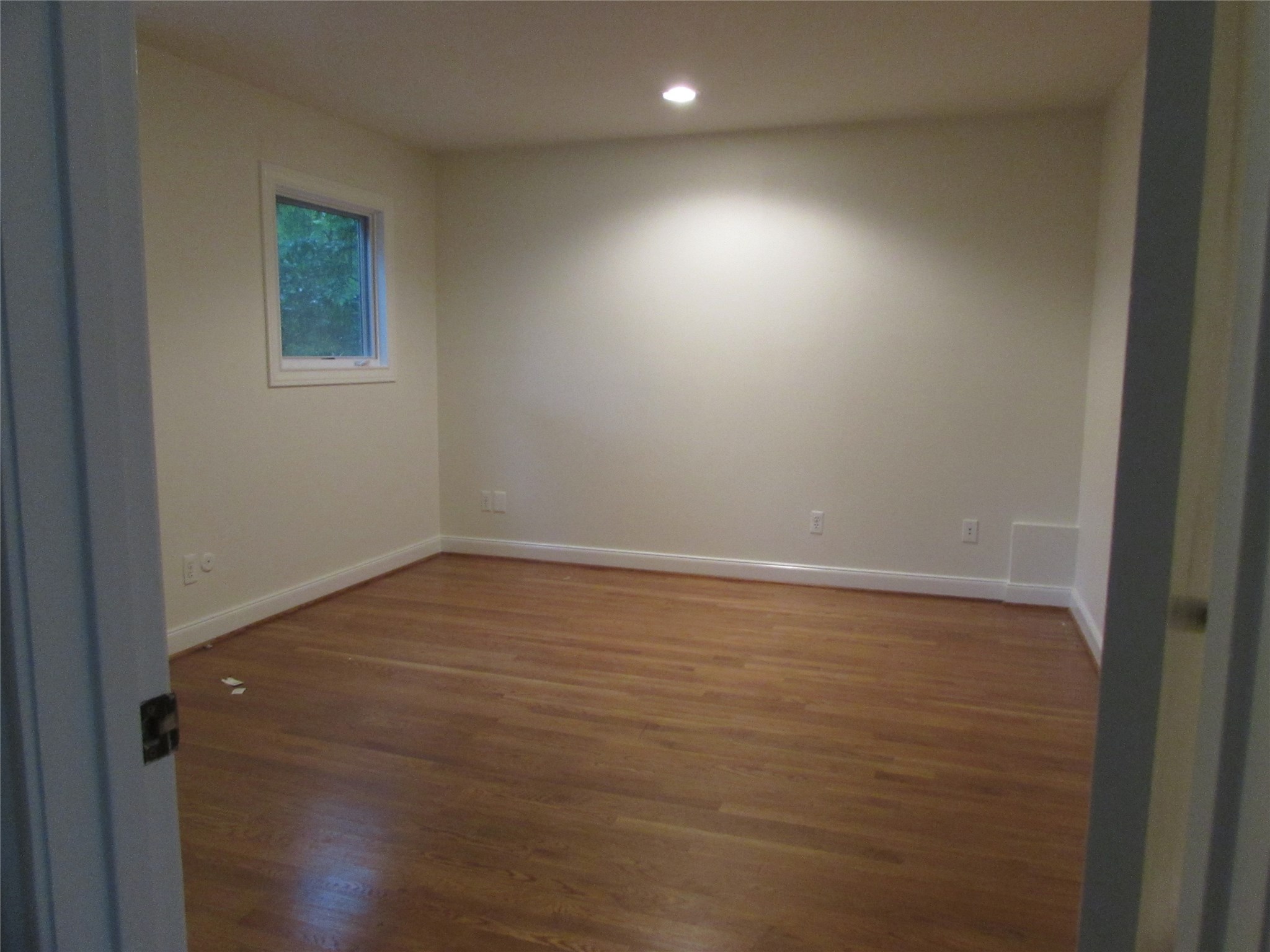 201 Vanderpool Lane, Unit 19 Houston, TX 77024 - Photo 20 of 23 a view of an empty room
