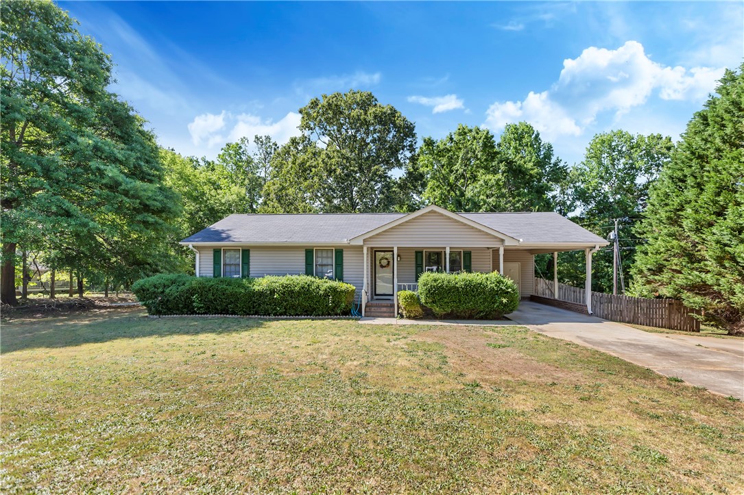 2101 Rolling Green Road Anderson, SC 29621 - Photo 1 of 26