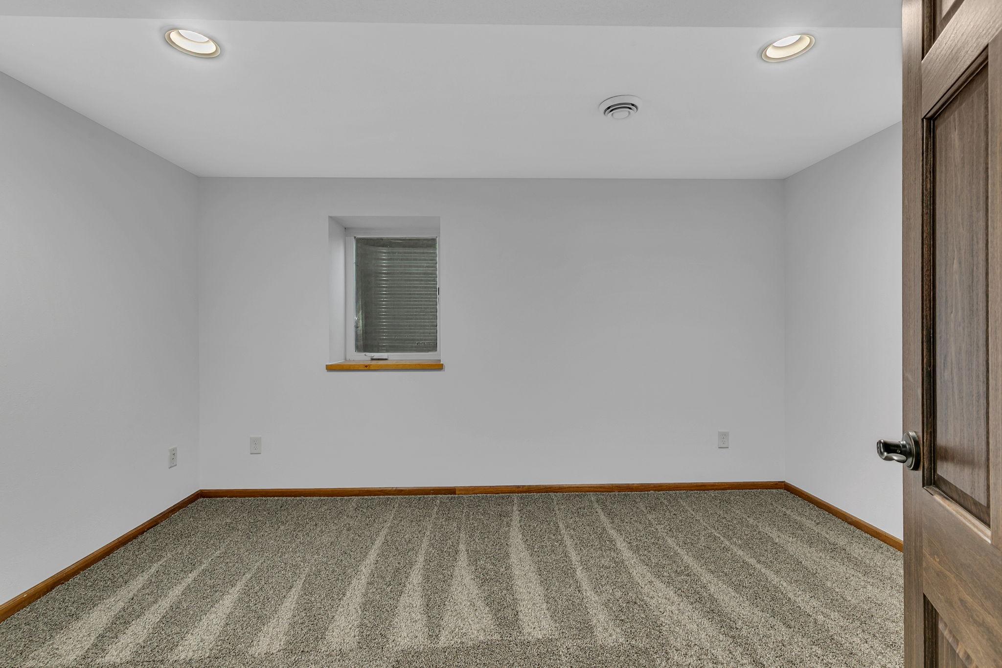 215 Church Street Eden Valley, MN 55329 - Photo 22 of 33