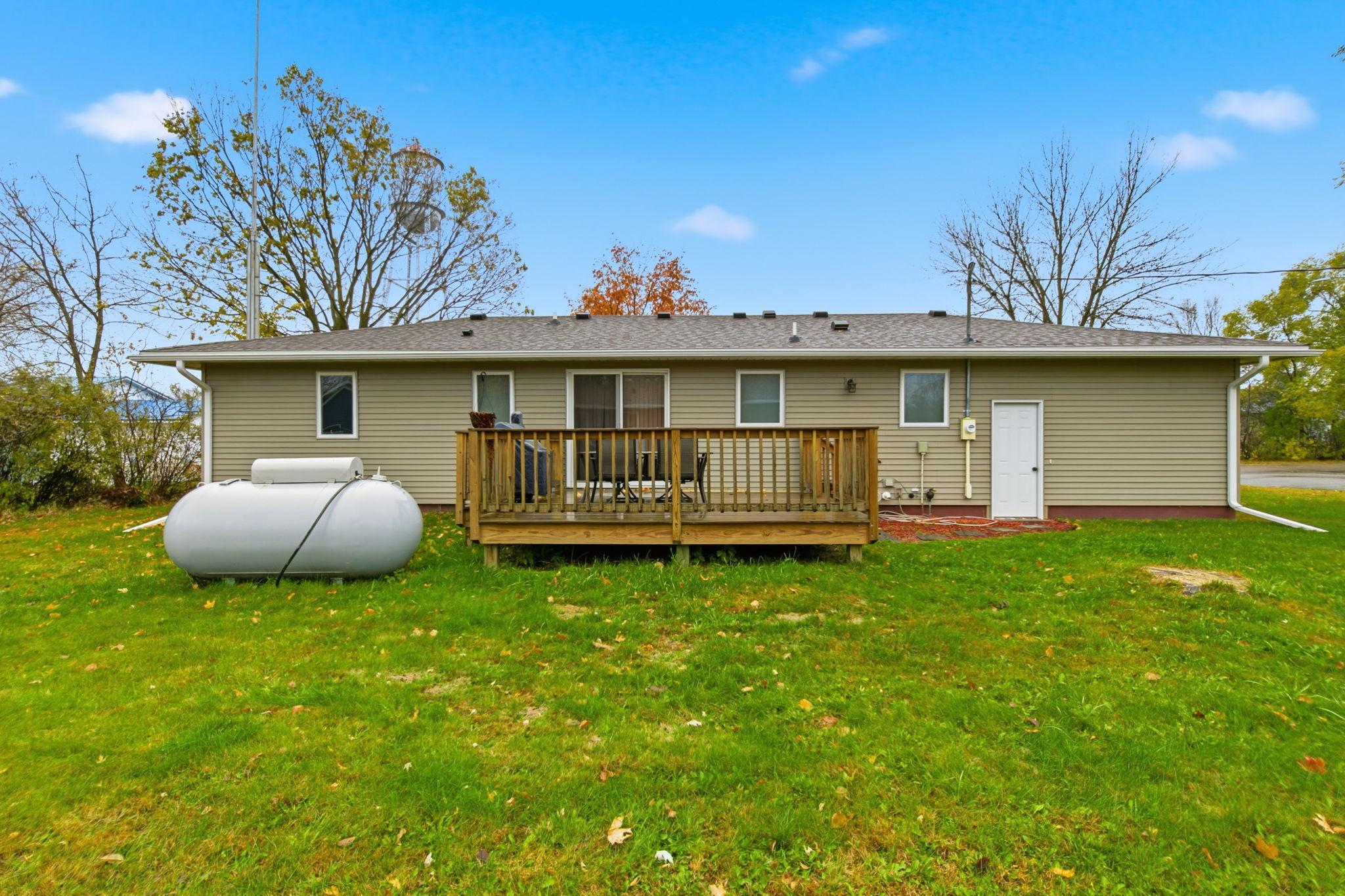 215 Church Street Eden Valley, MN 55329 - Photo 28 of 33