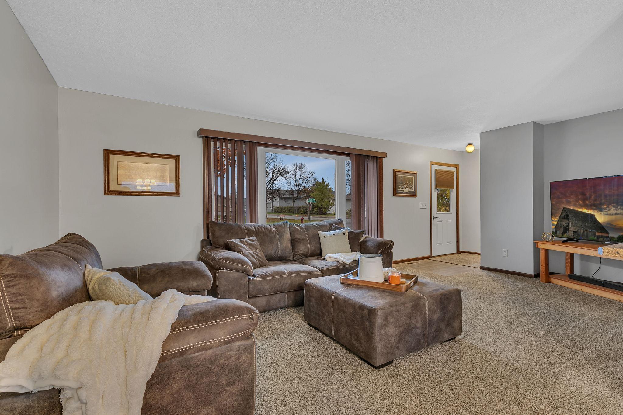 215 Church Street Eden Valley, MN 55329 - Photo 4 of 33