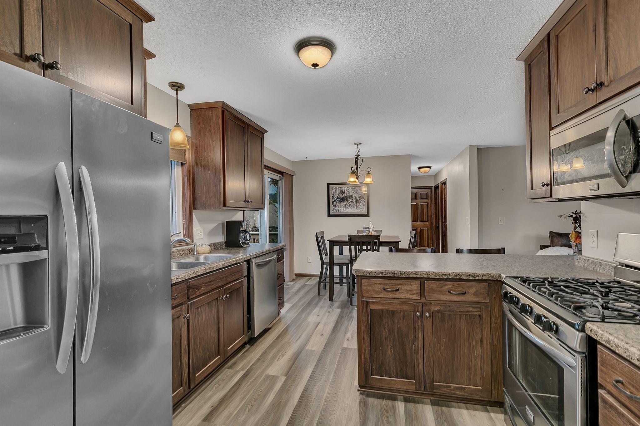 215 Church Street Eden Valley, MN 55329 - Photo 8 of 33