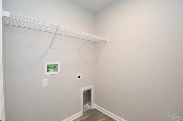 $2,050 | 7524 Oak Lake Boulevard, Pensacola, FL 32526