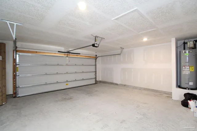 $2,050 | 7524 Oak Lake Boulevard, Pensacola, FL 32526