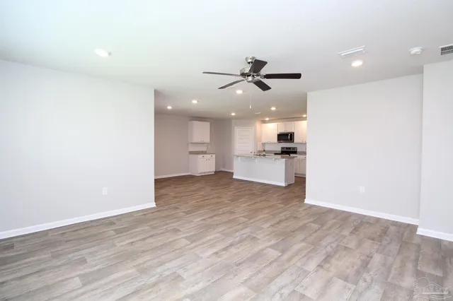 $2,050 | 7524 Oak Lake Boulevard, Pensacola, FL 32526