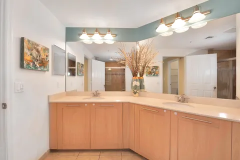 $785,000 | 511 Southeast 5th Avenue, Unit 1217, Fort Lauderdale, FL 33301