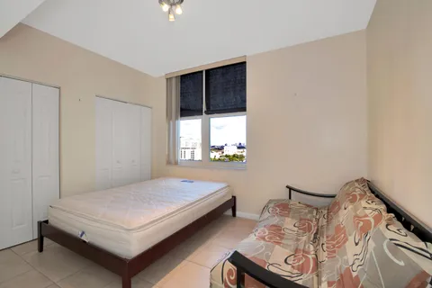 $785,000 | 511 Southeast 5th Avenue, Unit 1217, Fort Lauderdale, FL 33301