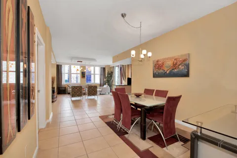 $775,000 | 511 Southeast 5th Avenue, Unit 1217, Fort Lauderdale, FL 33301