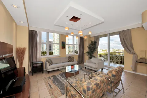 $785,000 | 511 Southeast 5th Avenue, Unit 1217, Fort Lauderdale, FL 33301