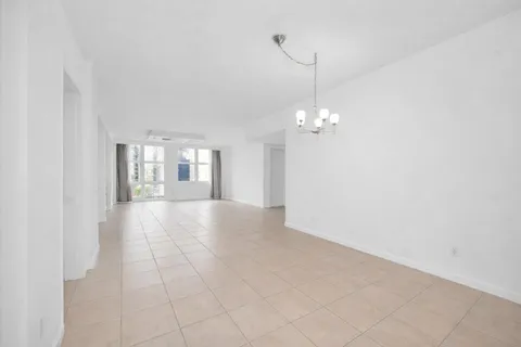 $775,000 | 511 Southeast 5th Avenue, Unit 1217, Fort Lauderdale, FL 33301