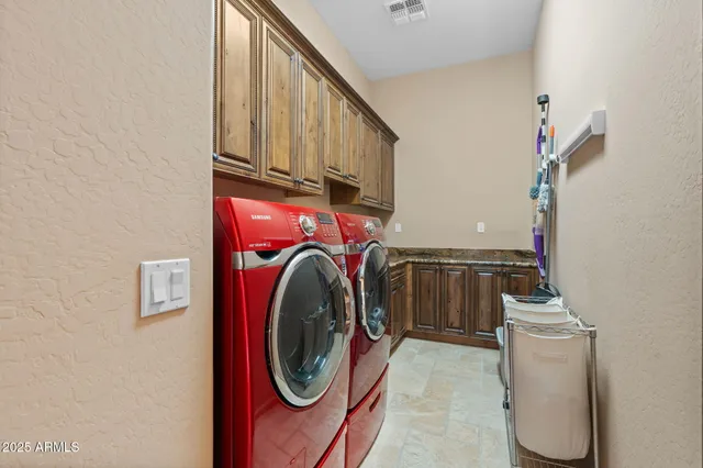 $1,900,000 | 8461 East Red Hawk Circle, Mesa, AZ 85207