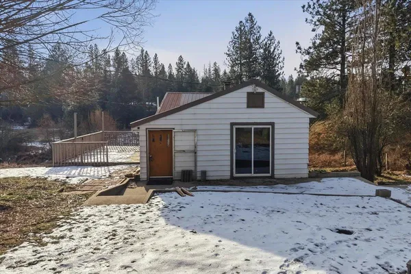 $290,000 | 25315 North North Road, Colbert, WA 99005