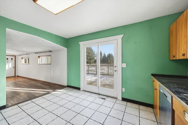 $285,000 | 25315 North North Road, Colbert, WA 99005