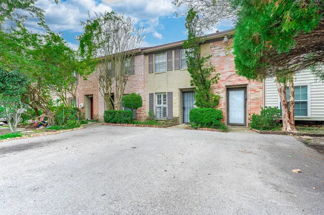 $1,550 | 1609 Mapleton Drive, Houston, TX 77043