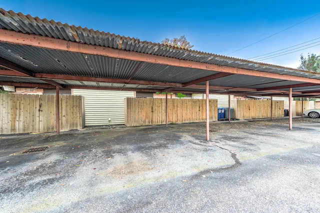 $1,550 | 1609 Mapleton Drive, Houston, TX 77043