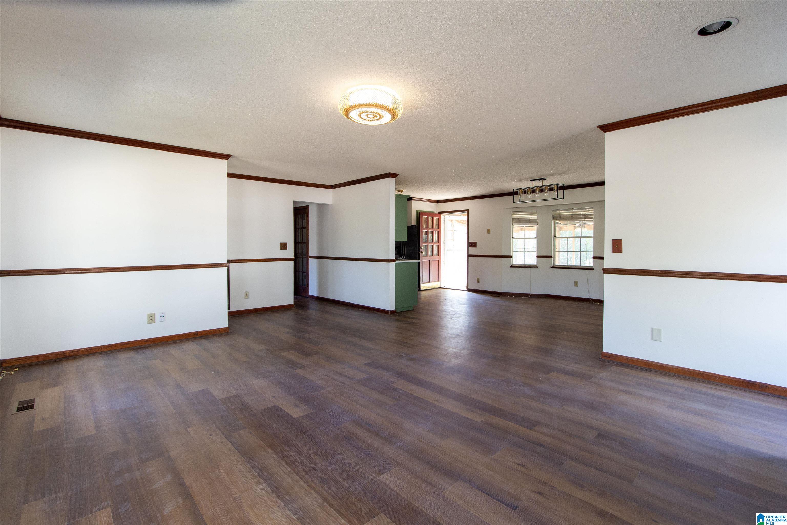 1524 Warner Loop Road Birmingham, AL 35214 - Photo 7 of 27
