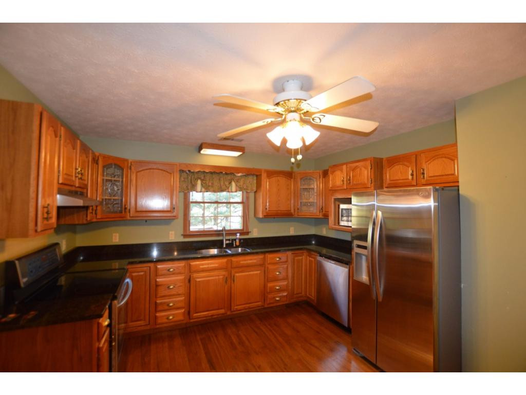 188 Ramey Road Bristol, TN 37620 - Photo 13 of 31 Photo 13