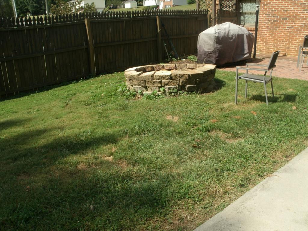 188 Ramey Road Bristol, TN 37620 - Photo 27 of 31 Firepit in back