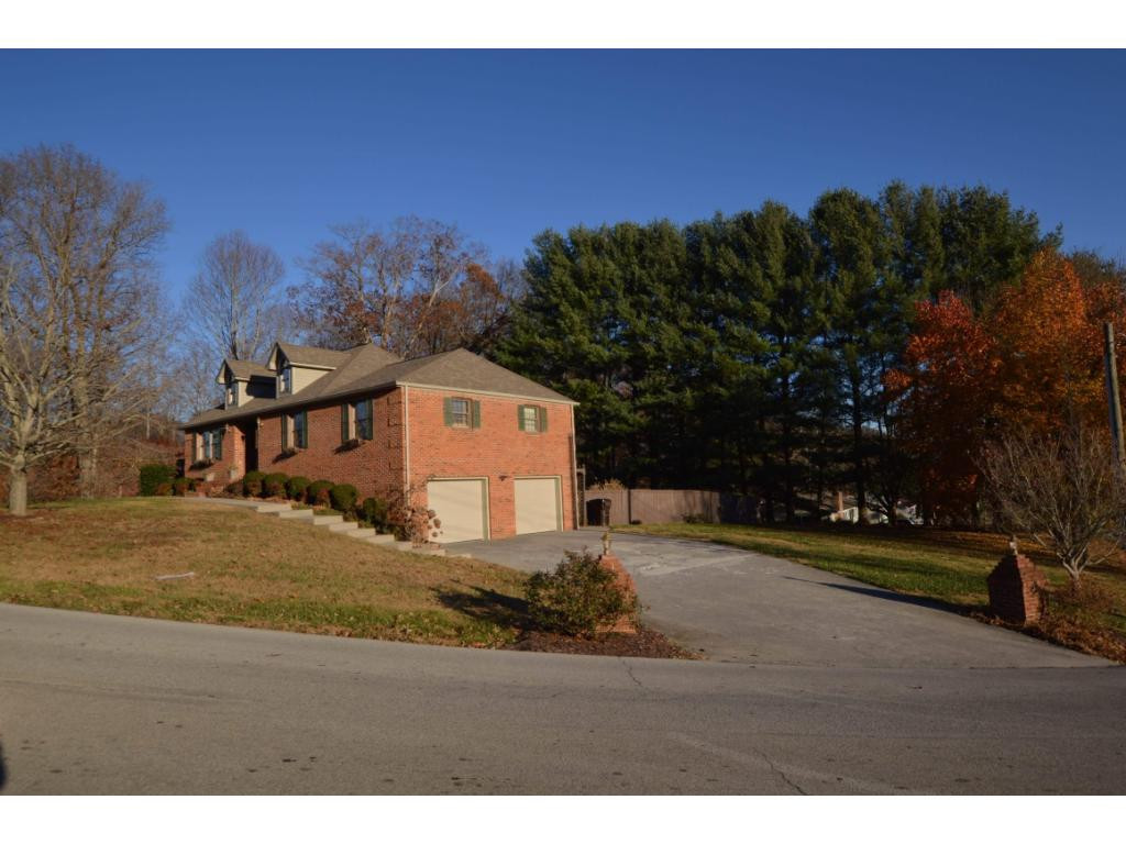 188 Ramey Road Bristol, TN 37620 - Photo 3 of 31 Photo 3