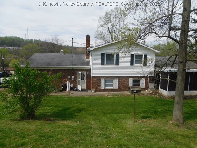 121 Casto Road Charleston, WV 25313 - Photo 5 of 24 Gallery Image 5