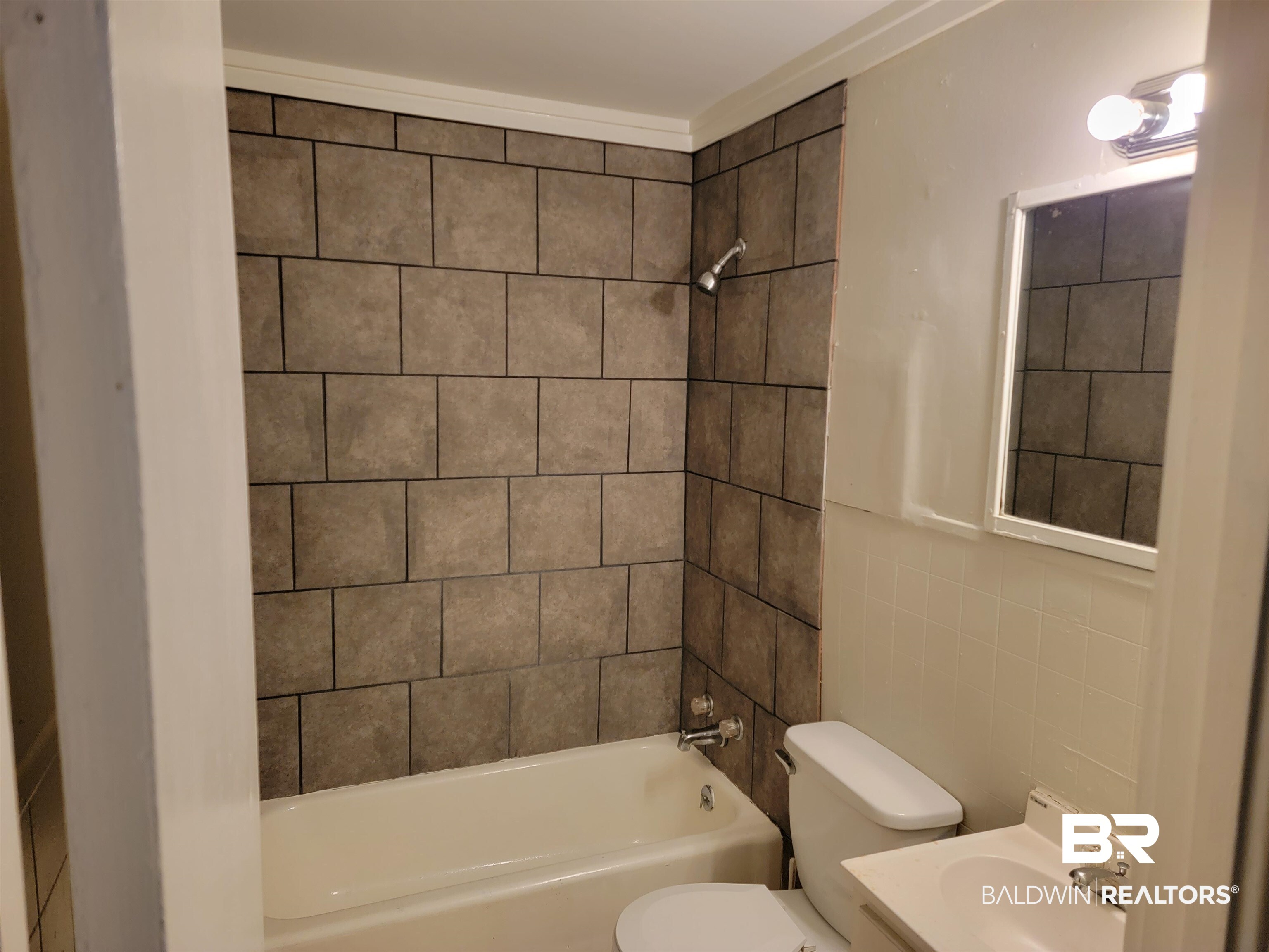 2008 Belle Rose Drive Mobile, AL 36617 - Photo 12 of 20