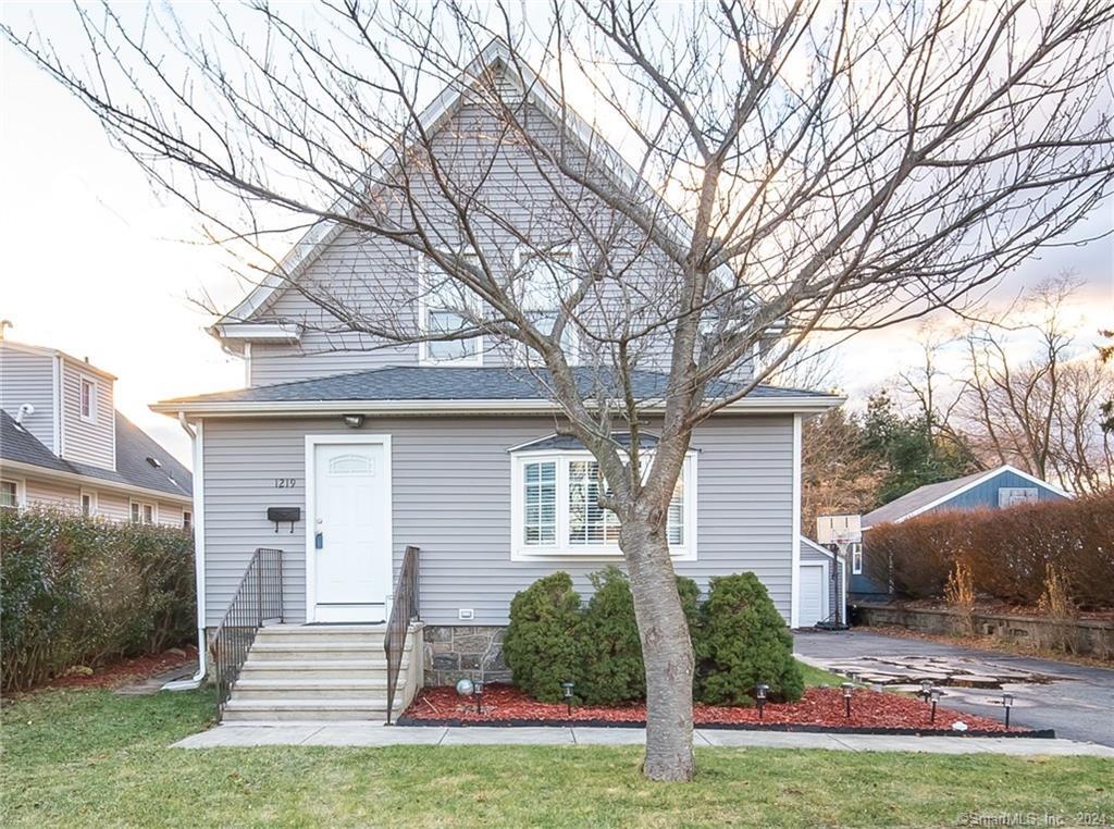 1219 Huntington Road Stratford, CT 06614 - Photo 1 of 1
