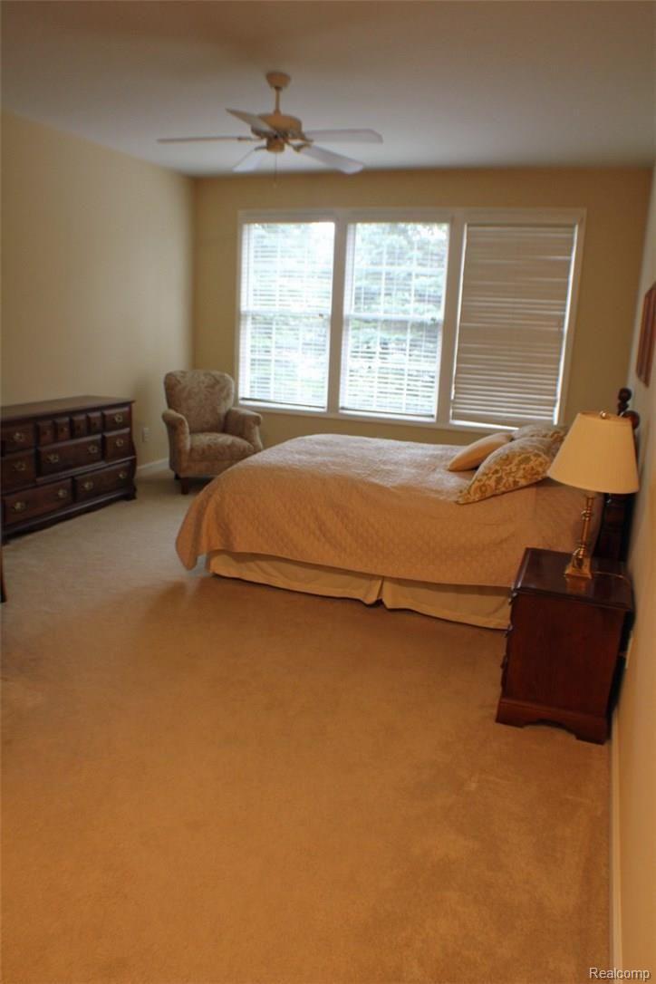 5081 Belmonte Drive, Unit 59 Rochester, MI 48306 - Photo 18 of 22 Master Suite.jpg