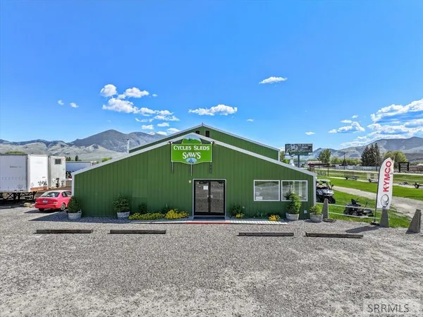 $1,250,000 | 5 Demick Lane, Salmon, ID 83467