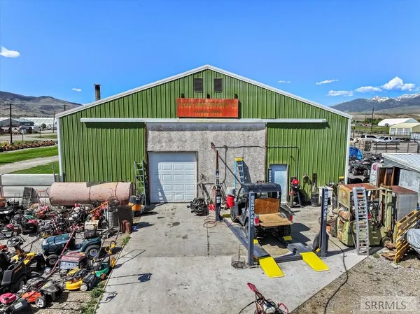 $1,250,000 | 5 Demick Lane, Salmon, ID 83467