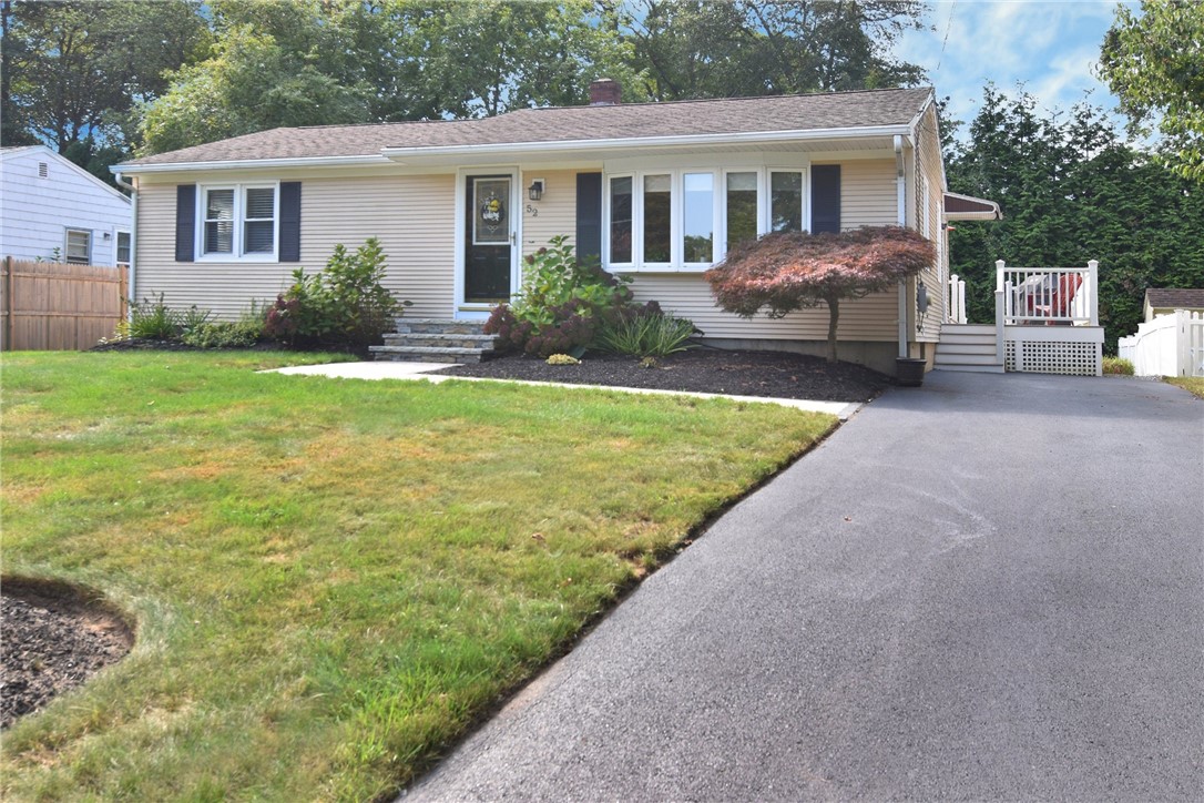 52 Woodridge Road Narragansett, RI 02882 - Photo 1 of 38 Gallery Image 1