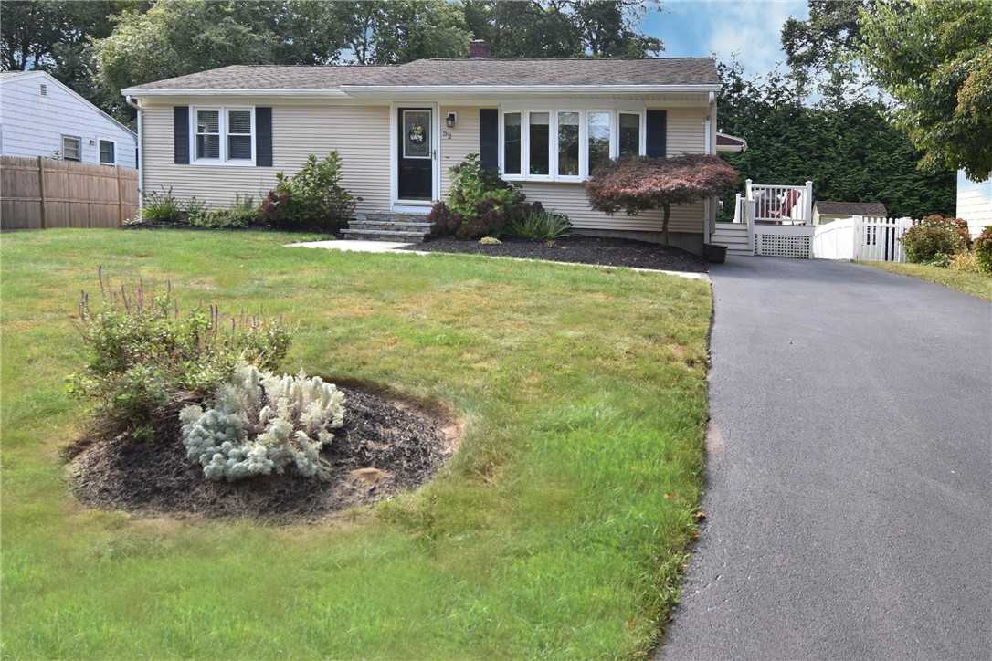 52 Woodridge Road Narragansett, RI 02882 - Photo 36 of 38 Gallery Image 36