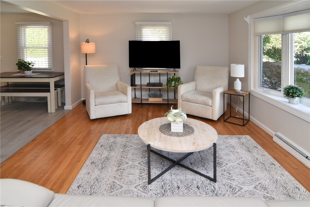 52 Woodridge Road Narragansett, RI 02882 - Photo 5 of 38 Gallery Image 5