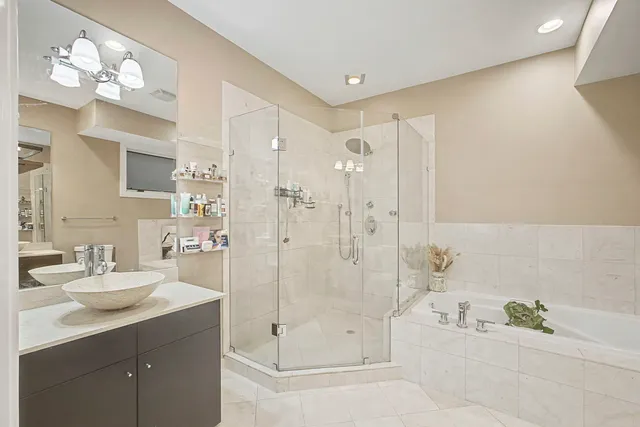 $350,000 | 6531 South Kimbark Avenue, Unit 3N, Chicago, IL 60637