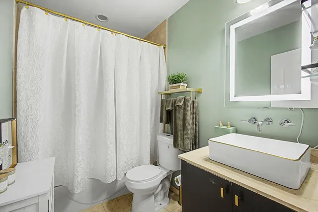 $350,000 | 6531 South Kimbark Avenue, Unit 3N, Chicago, IL 60637