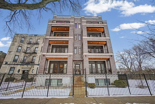 $350,000 | 6531 South Kimbark Avenue, Unit 3N, Chicago, IL 60637