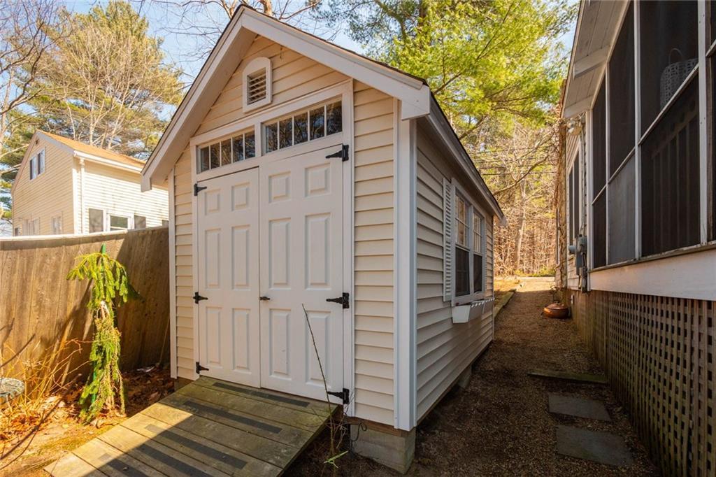 258 Ridge Road York, ME 03909 - Photo 29 of 30 Pretty shed for storing surfboards,...