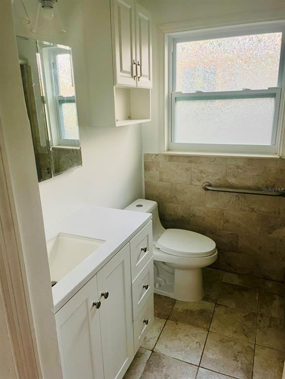 16 Jeff Road Largo, FL 33774 - Photo 11 of 17