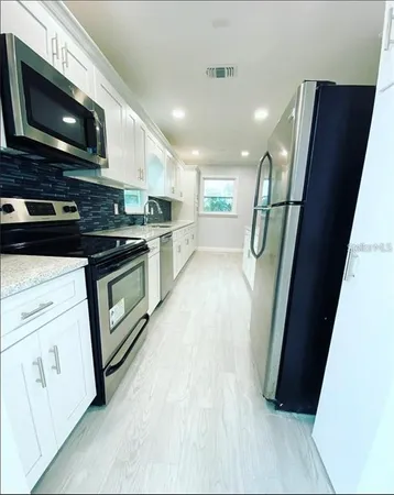 $2,975 | 16 Jeff Road, Largo, FL 33774