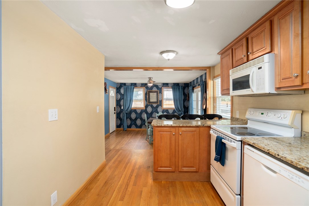 6 Sherbrooke Road Barrington, RI 02806 - Photo 15 of 41