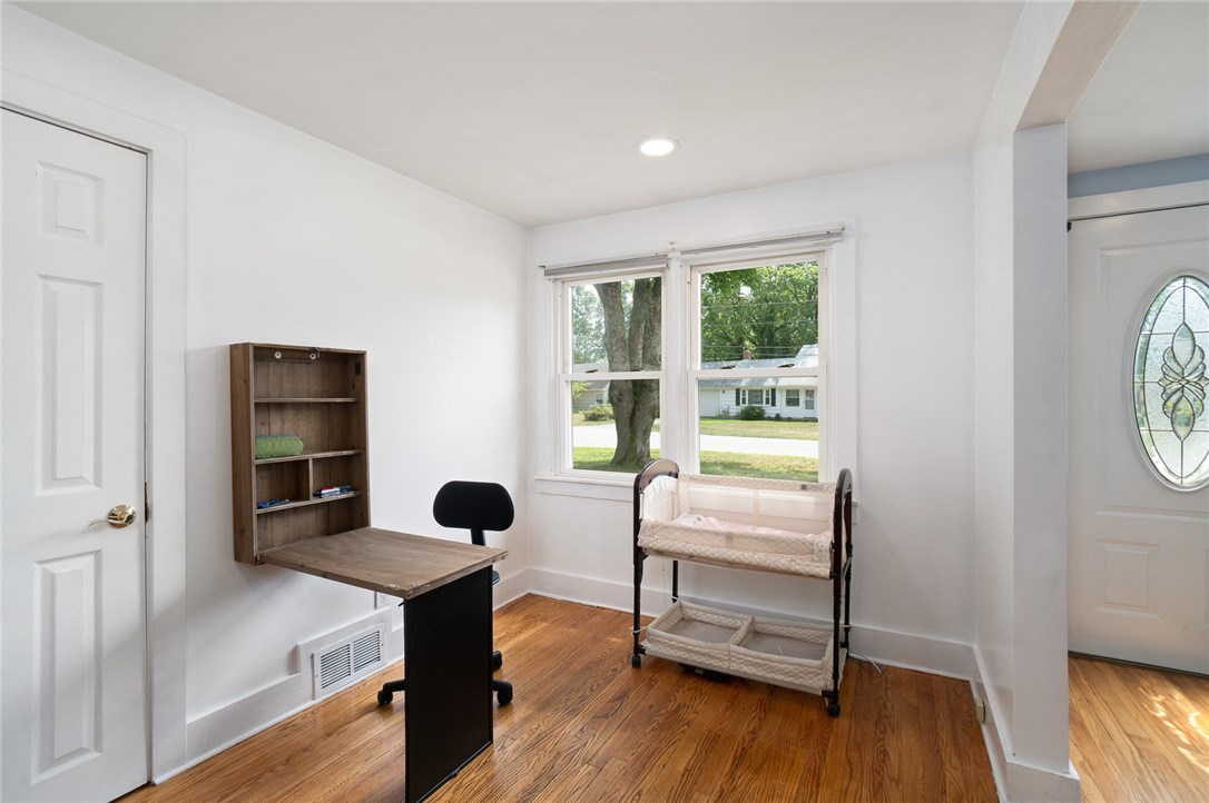 6 Sherbrooke Road Barrington, RI 02806 - Photo 20 of 41