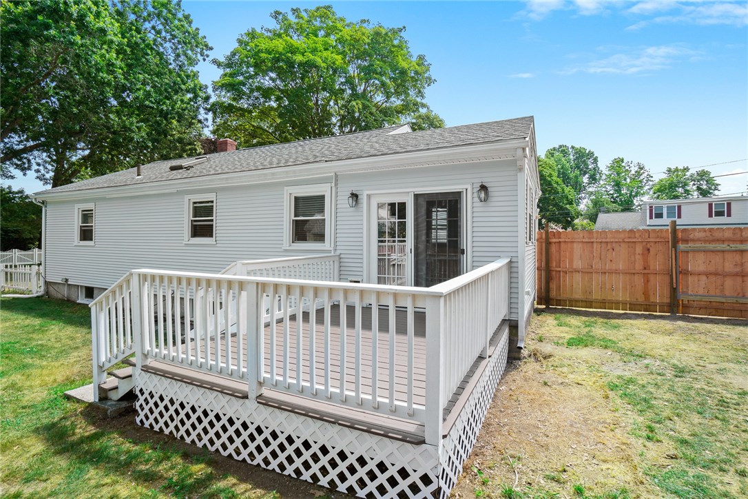 6 Sherbrooke Road Barrington, RI 02806 - Photo 35 of 41