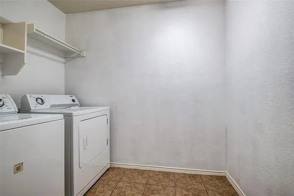 $300,000 | 2742 Olympic Park Drive, Grand Prairie, TX 75050