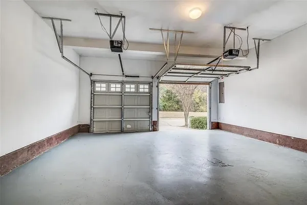 $300,000 | 2742 Olympic Park Drive, Grand Prairie, TX 75050