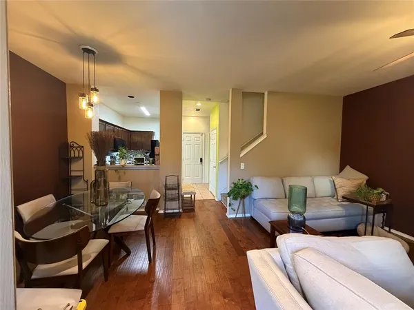 $300,000 | 2742 Olympic Park Drive, Grand Prairie, TX 75050